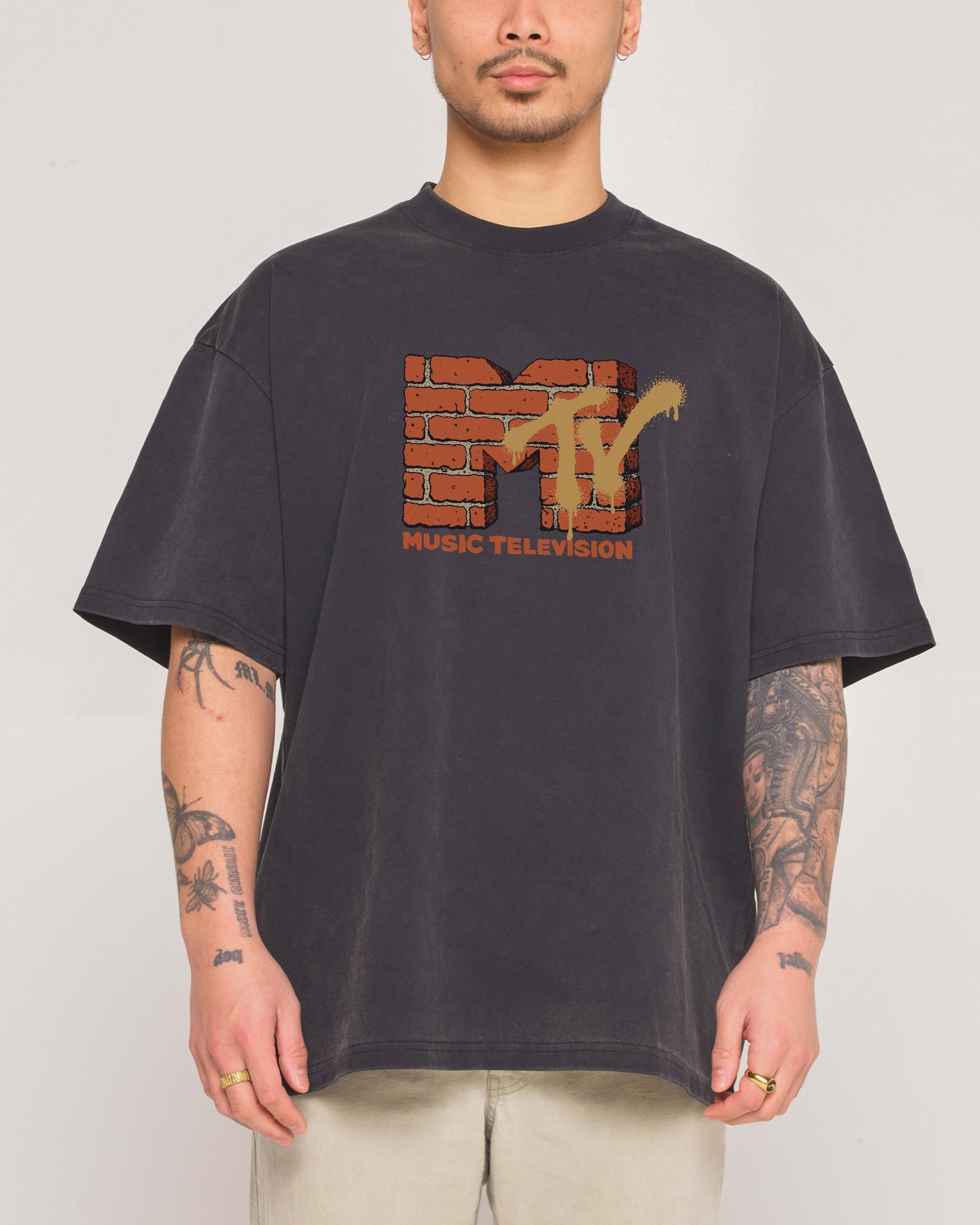 Urban MTV Logo Oversized Graphic Tee - Unisex 90s Boxy Fit 100% Cotton